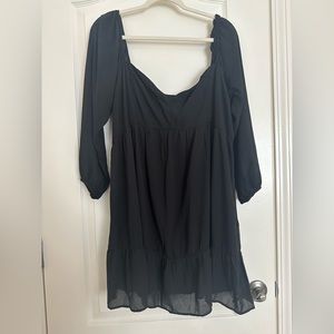 Abercrombie and Fitch Black sweetheart neckline long sleeve dress